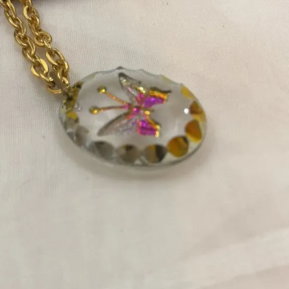 Vintage Necklace With Acrylic Butterfly Pendant - Picture 5 of 7